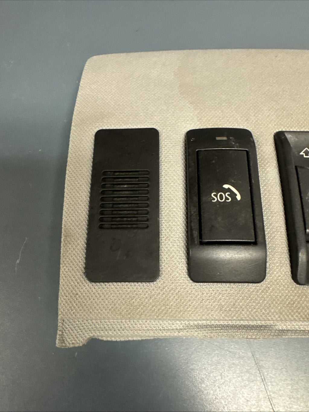 09 10 BMW 535i xDrive Overhead Headliner Trim Panel Sunroof Switch 712507207 OEM