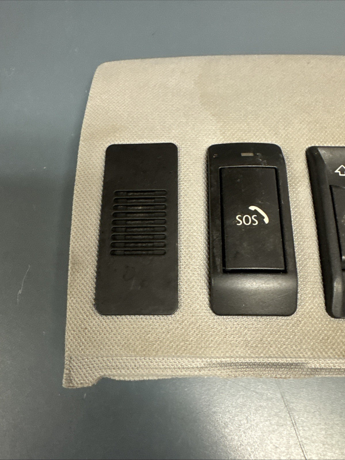 09 10 BMW 535i xDrive Overhead Headliner Trim Panel Sunroof Switch 712507207 OEM