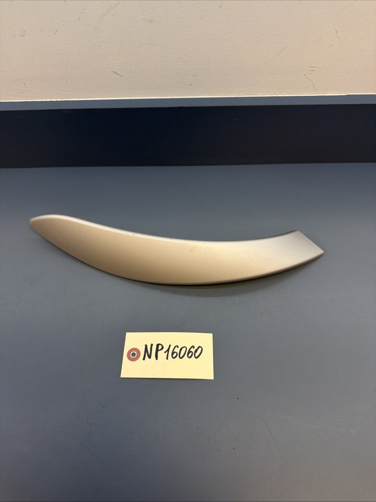 12-16 BMW F30 328i FRONT LEFT SIDE INTERIOR DOOR TRIM COVER OEM 7260085