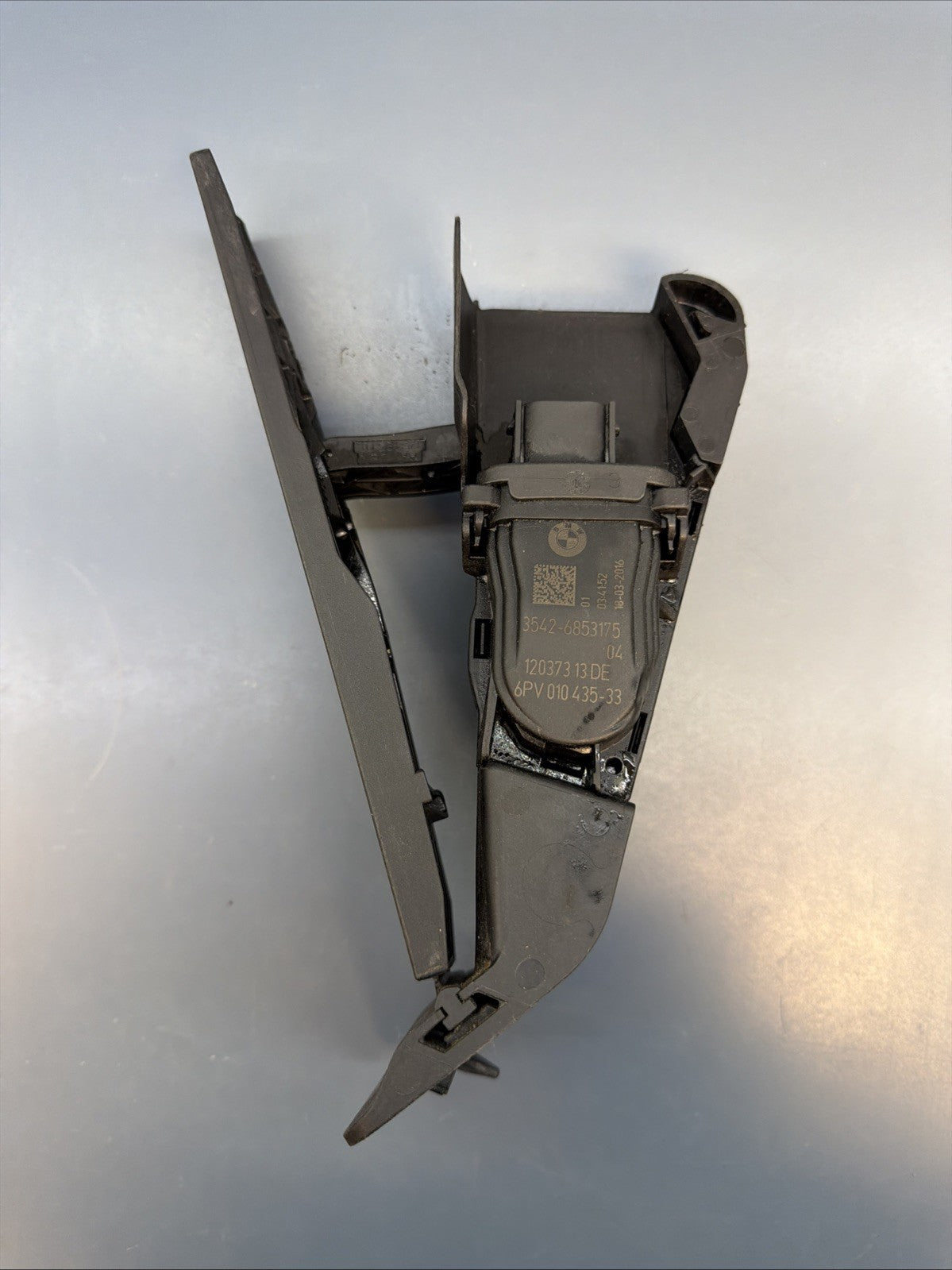 2012-2018 BMW F30 F31 F34 3-SERIES GAS ACCELERATION PEDAL 6853175 OEM