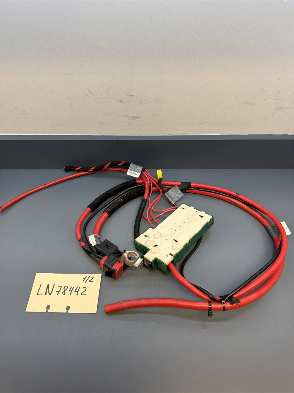 2001-2006 BMW X5 BATTERY CABLE VOLTAGE REGULATOR OEM W CABLE 6906911