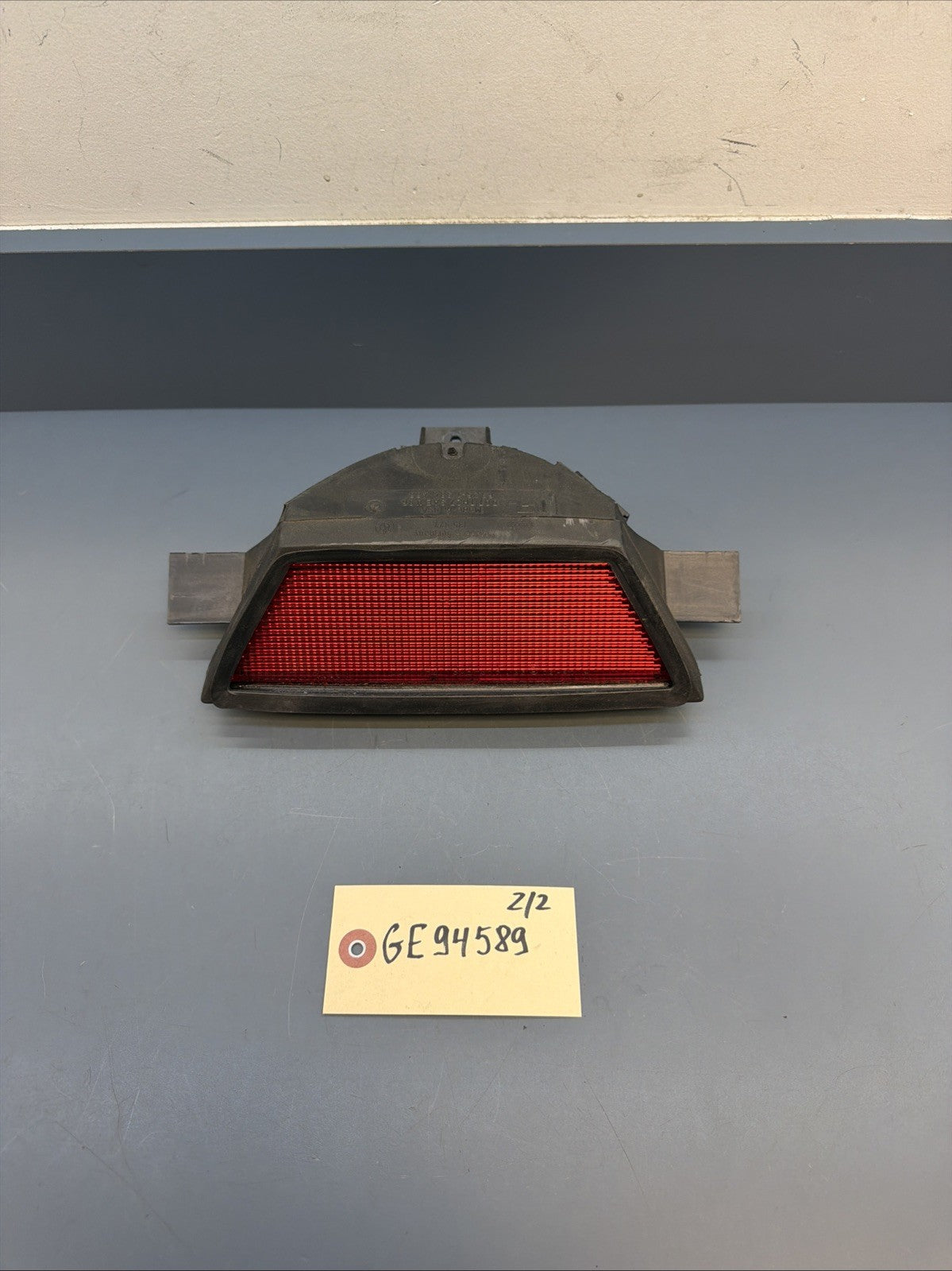 89-95 BMW E34 5-SERIES SEDAN REAR THIRD BRAKE LIGHT LAMP 1384488 OEM