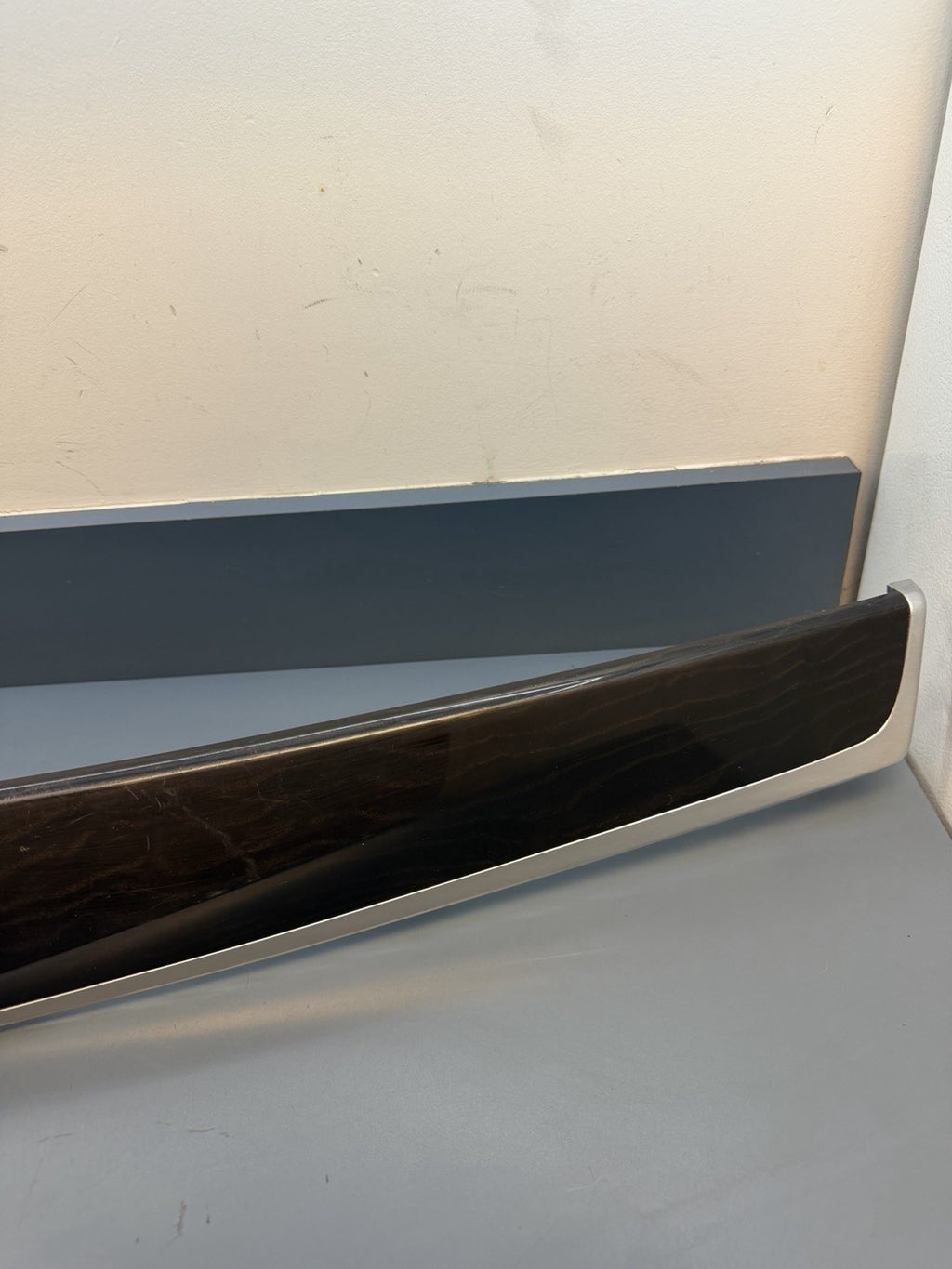 2011-2013 BMW 535I CENTER DASH AIR VENT WITH TRIM MOLDING OEM 9192936-06