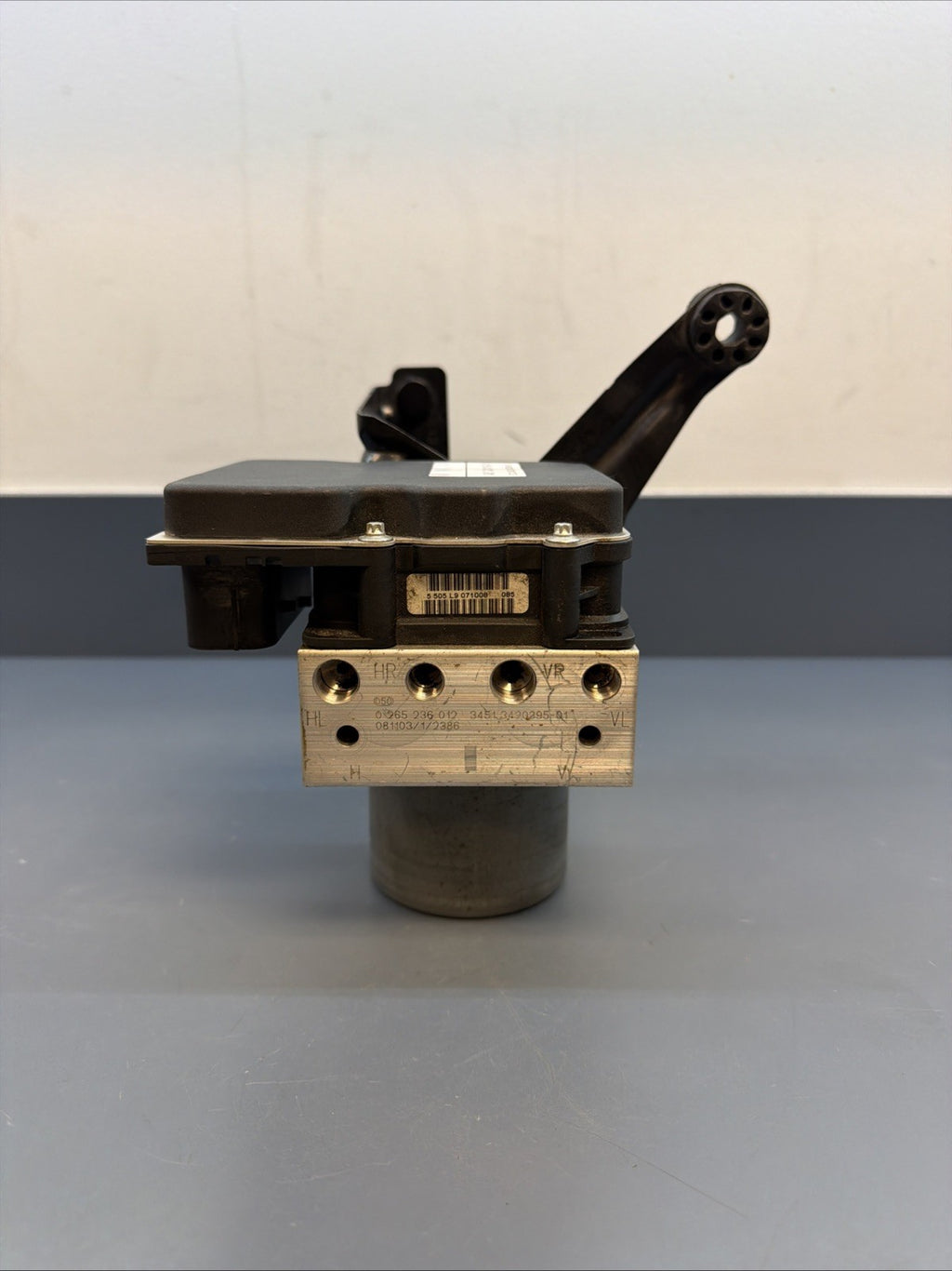 BMW 03-10 E83 X3 ABS ANTI LOCK BRAKE PUMP+CONTROL UNIT OEM 3421416