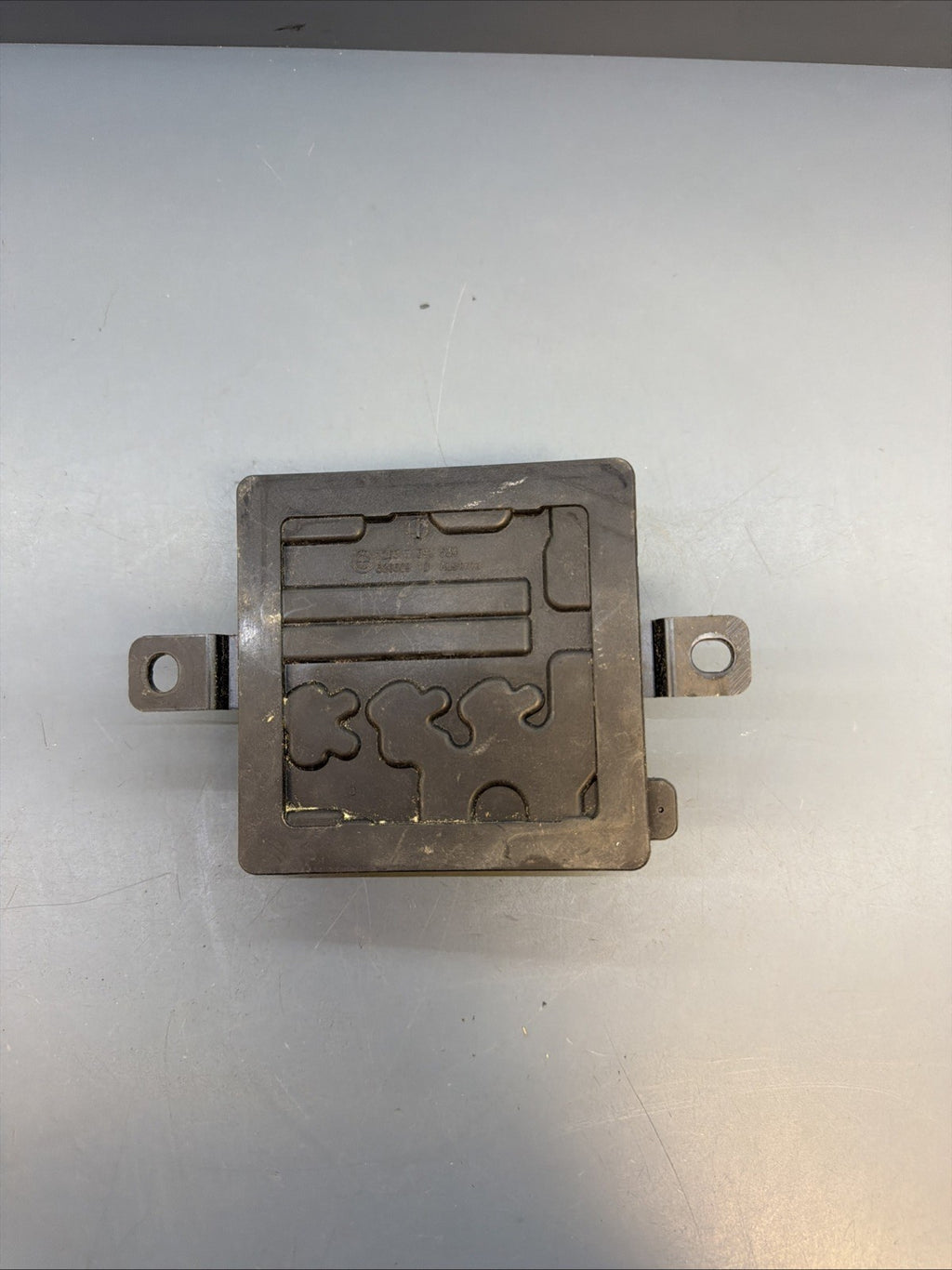 OEM BMW F01 F10 F12 F15 F16 F22 F30 F32 F36 F87 Integrated supply module 7591534