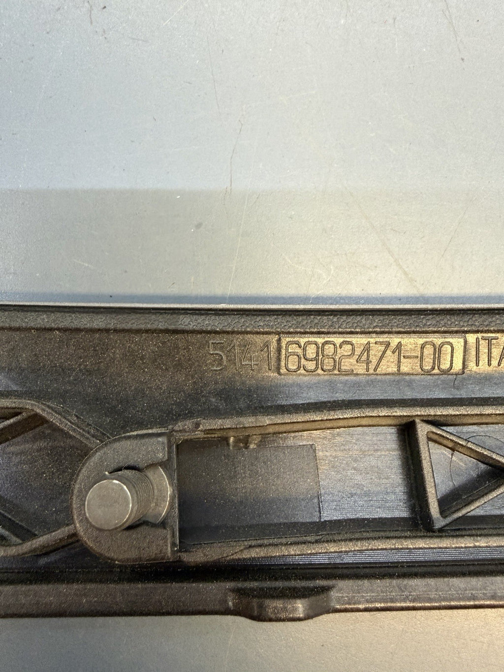 BMW E90 E91 3 series Passenger Side Front Left Brushed Silver Door Trim 6982471