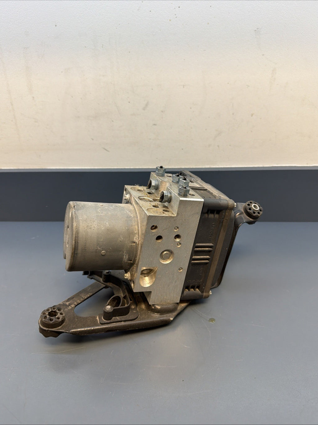 2007–2014 BMW X5 X6 E70 E71 ABS HYDRAULIC BRAKE PUMP MODULE OEM 6798284