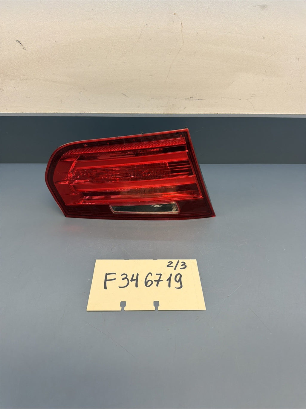 2012 - 2015 BMW F30 3-SERIES REAR INNER LEFT LED TAIL LIGHT LAMP 63217259915 OEM