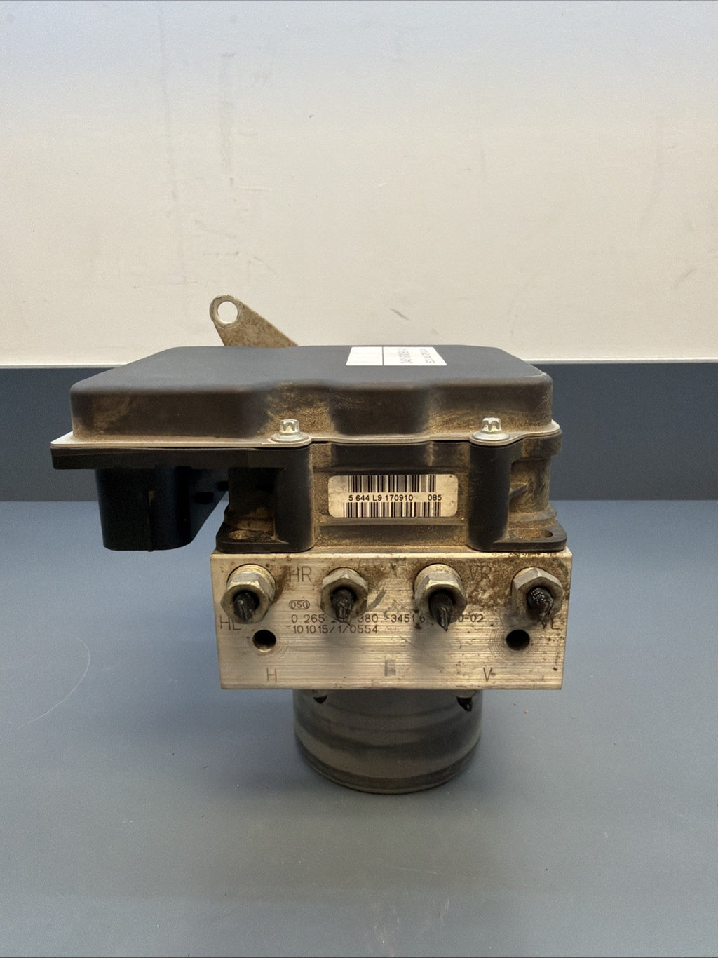 BMW 06-11 E90 ABS ANTI LOCK BRAKE PUMP+CONTROL MODULE OEM 6780161