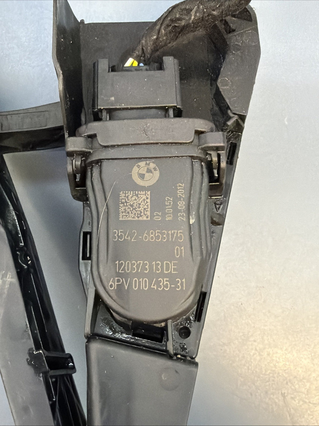 12-18 BMW X1 F30 F31 F34 F32 3-Series Gas Acceleration Pedal 6853175 OEM