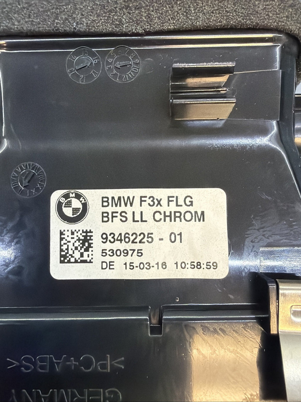2012-2018 BMW F30 F80 F82 F83 M3 M4 Front Right Side Dash Heater AC Vent 9346225