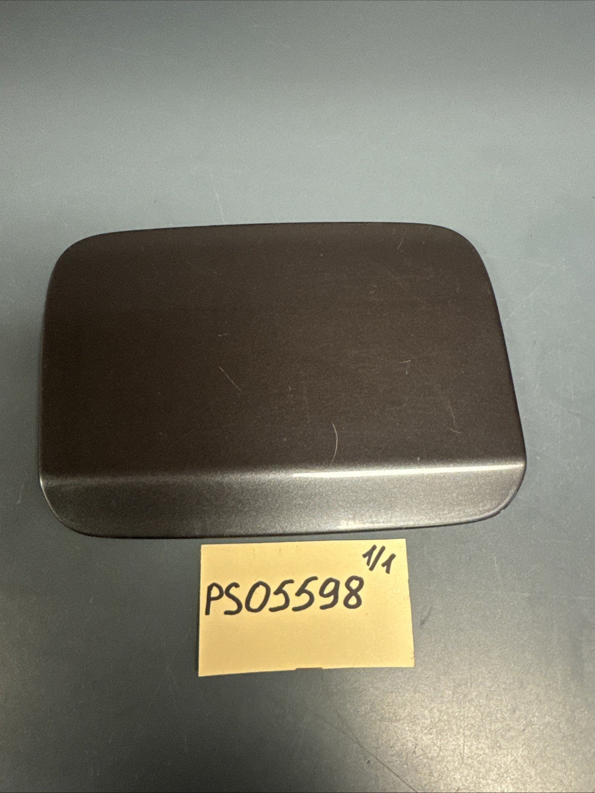 06-12 BMW E90 E91 328i Fuel Filler Door Cover Cap Gasoline Petrol Gray OEM