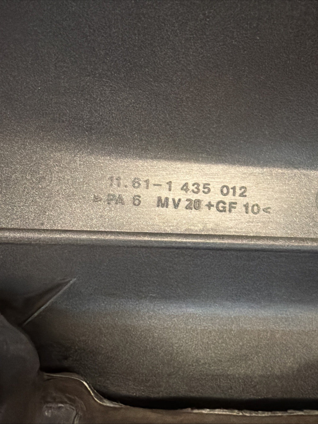 1997-1998 Bmw 540I Engine Cover Top Plastic Shield Oem 4.4L 11611435012