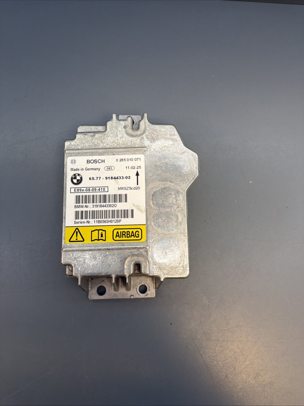 2007-2011 BMW 3 Series E90 328 335 Control Module Unit OEM 65779184433