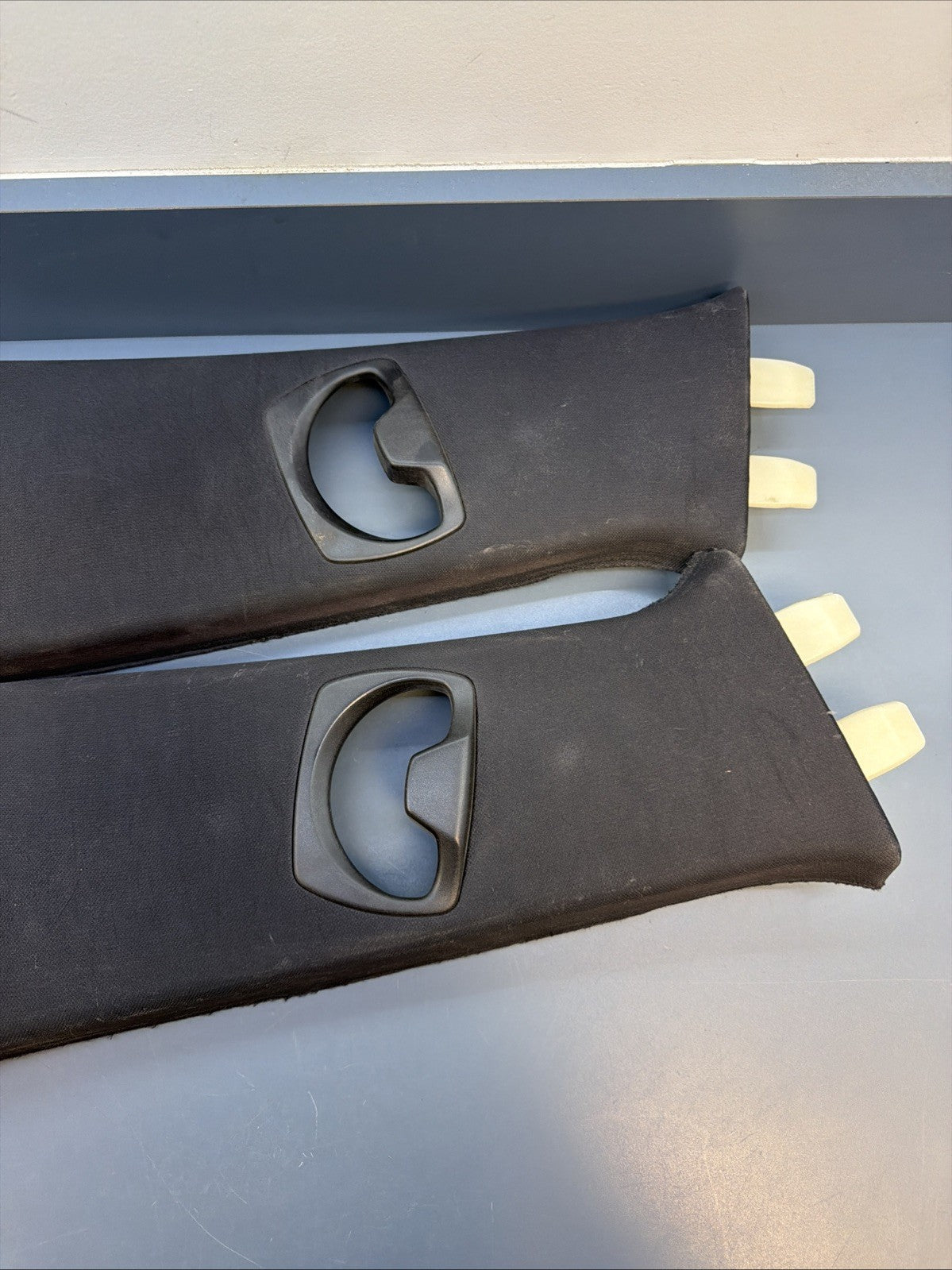 07-11 BMW 335i 328i E91 Left & Right Upper Door Seatbelt B Pillar set 7058335/36