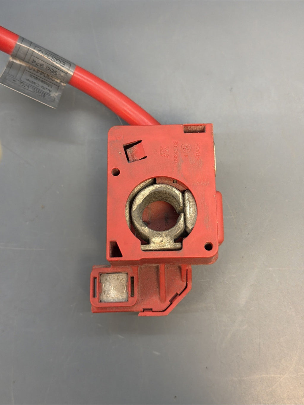 OEM BMW E82 E88 E90 Positive Red Battery Pole Terminal Wiring Cable 6988974
