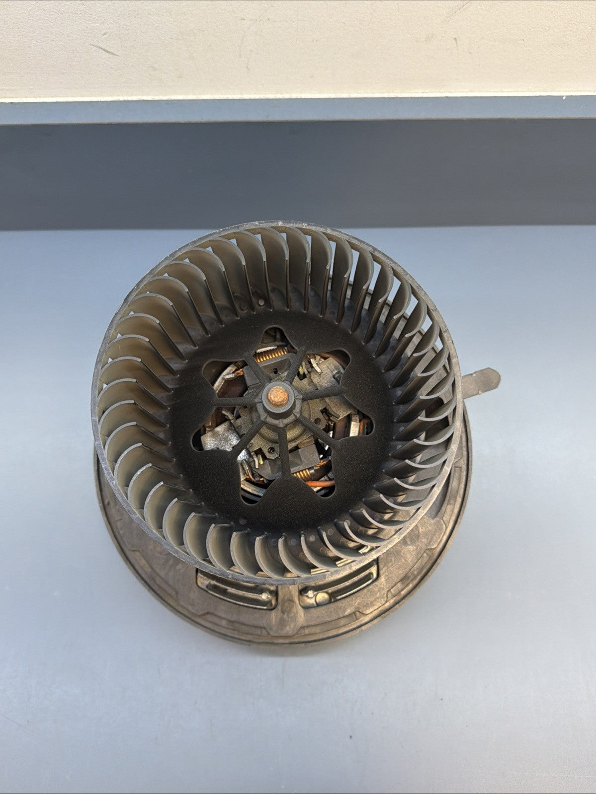 06-13 BMW E90 E92 128i 135i 328i Z4 Heater Blower Motor Assembly 985465S OEM