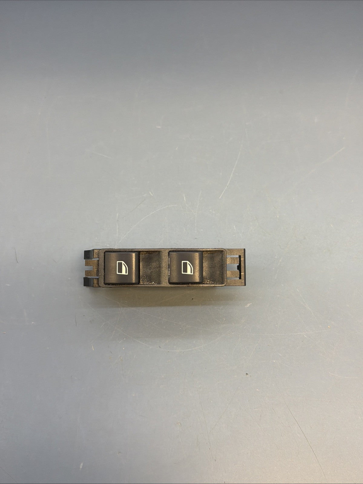 Right Passenger Side Window Switch Lifter Control Button OE BMW E46 8381514