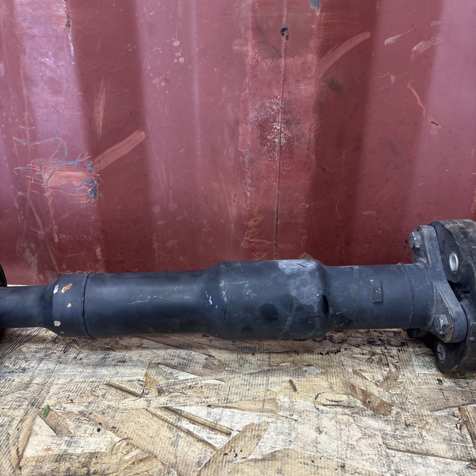 OEM Rear Drive Shaft Prop Drive Shaft For BMW 3 SERIES E90 2610 7573482 AWD