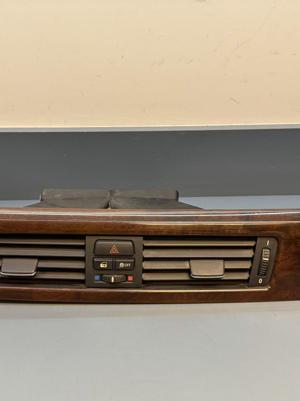 07-13 BMW 335i E90 E92 Center Dashboard Trim Panel Wood Grain Vents 6985540