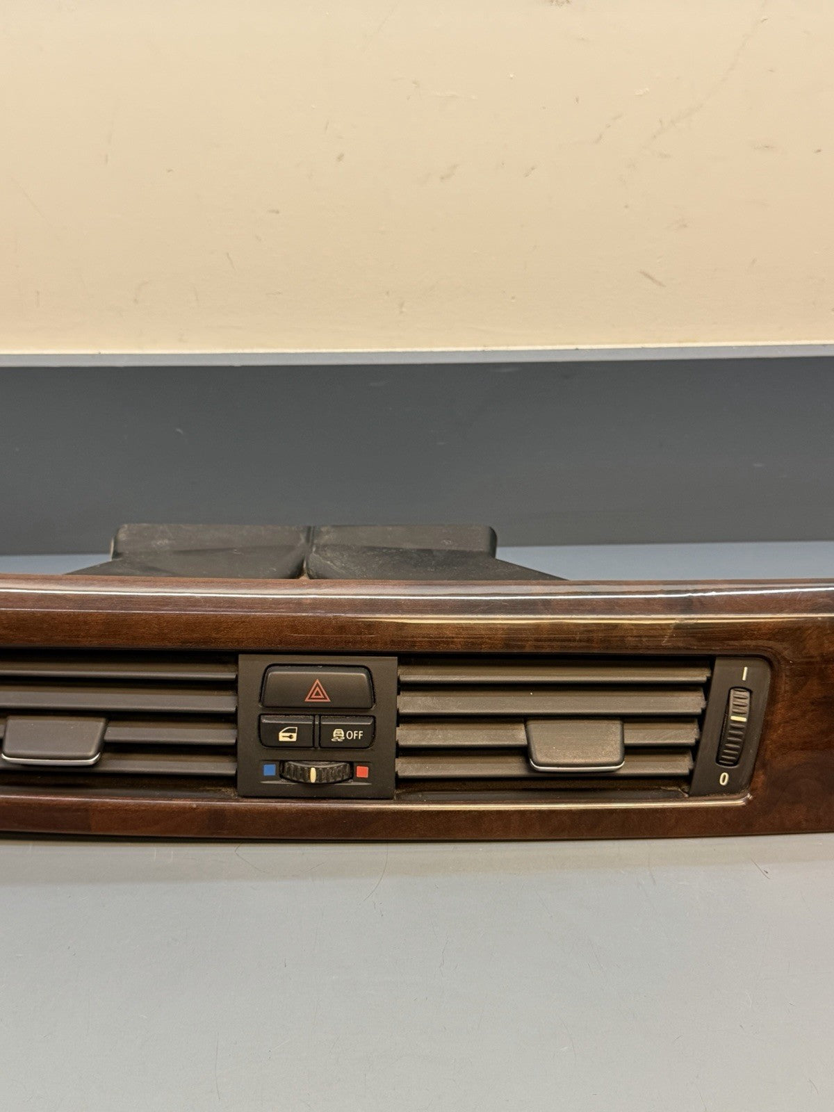 07-13 BMW 335i E90 E92 Center Dashboard Trim Panel Wood Grain Vents 6985540