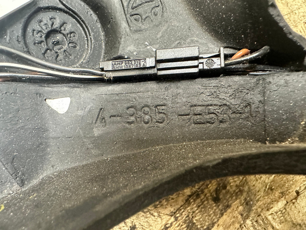 BMW 98-06 E53 X5 NON HEATED LEATHER STEERING WHEEL OEM 6751179