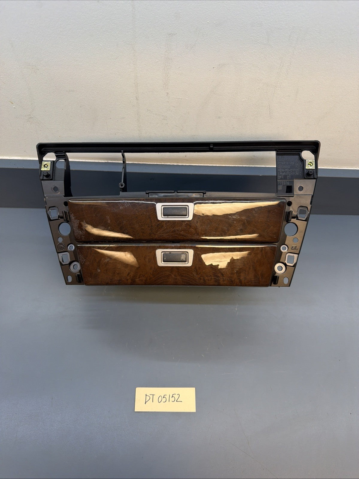 2006-2008 BMW 750Li 750I Center Dash Trim Console Storage Tray Wood Oem 7032886