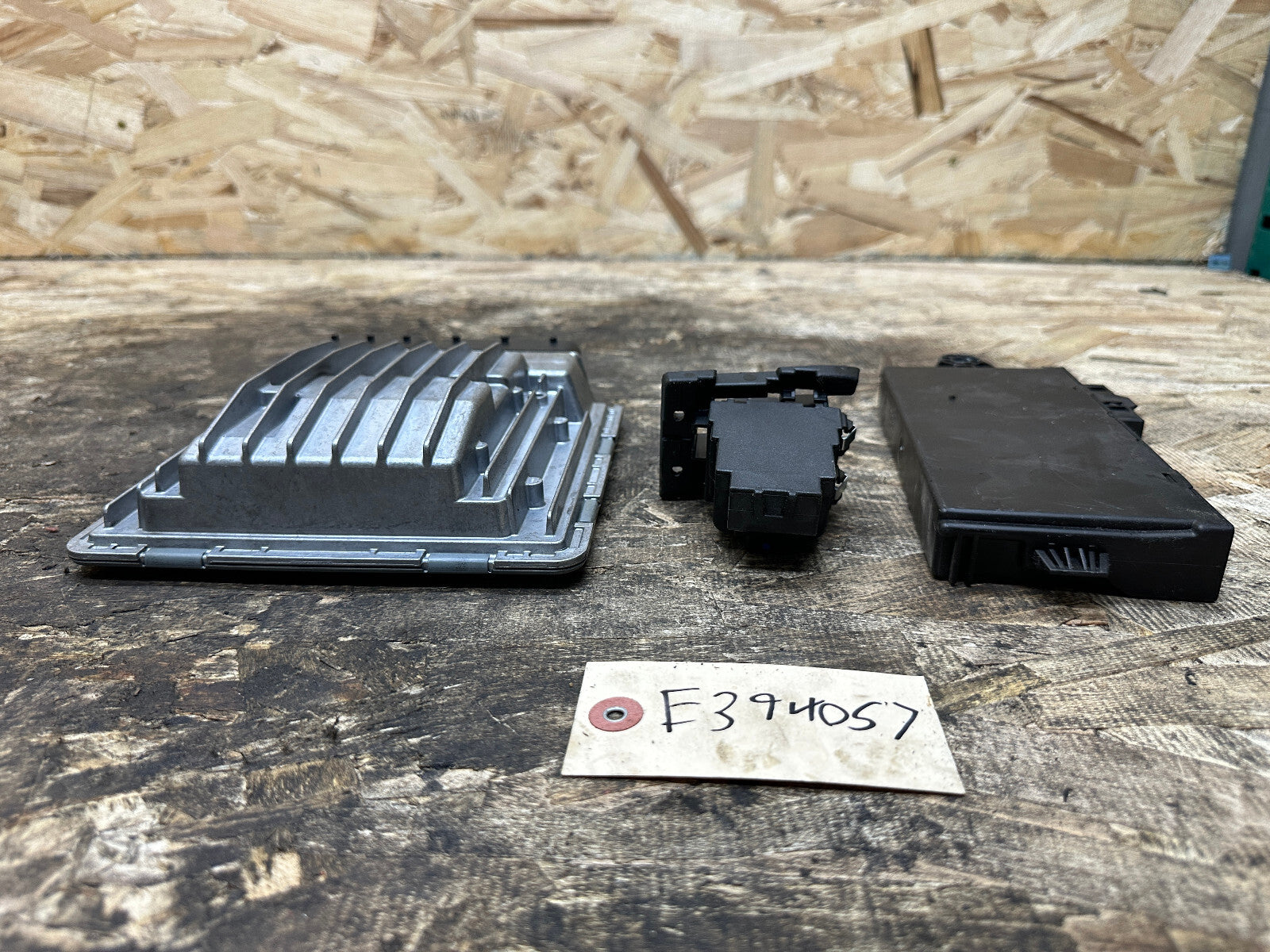 BMW 5-16 1 3 5 SERIES X6 Z4 N54 N54T ENGINE ECU+CAS+KEY MSD81 SET 7611358