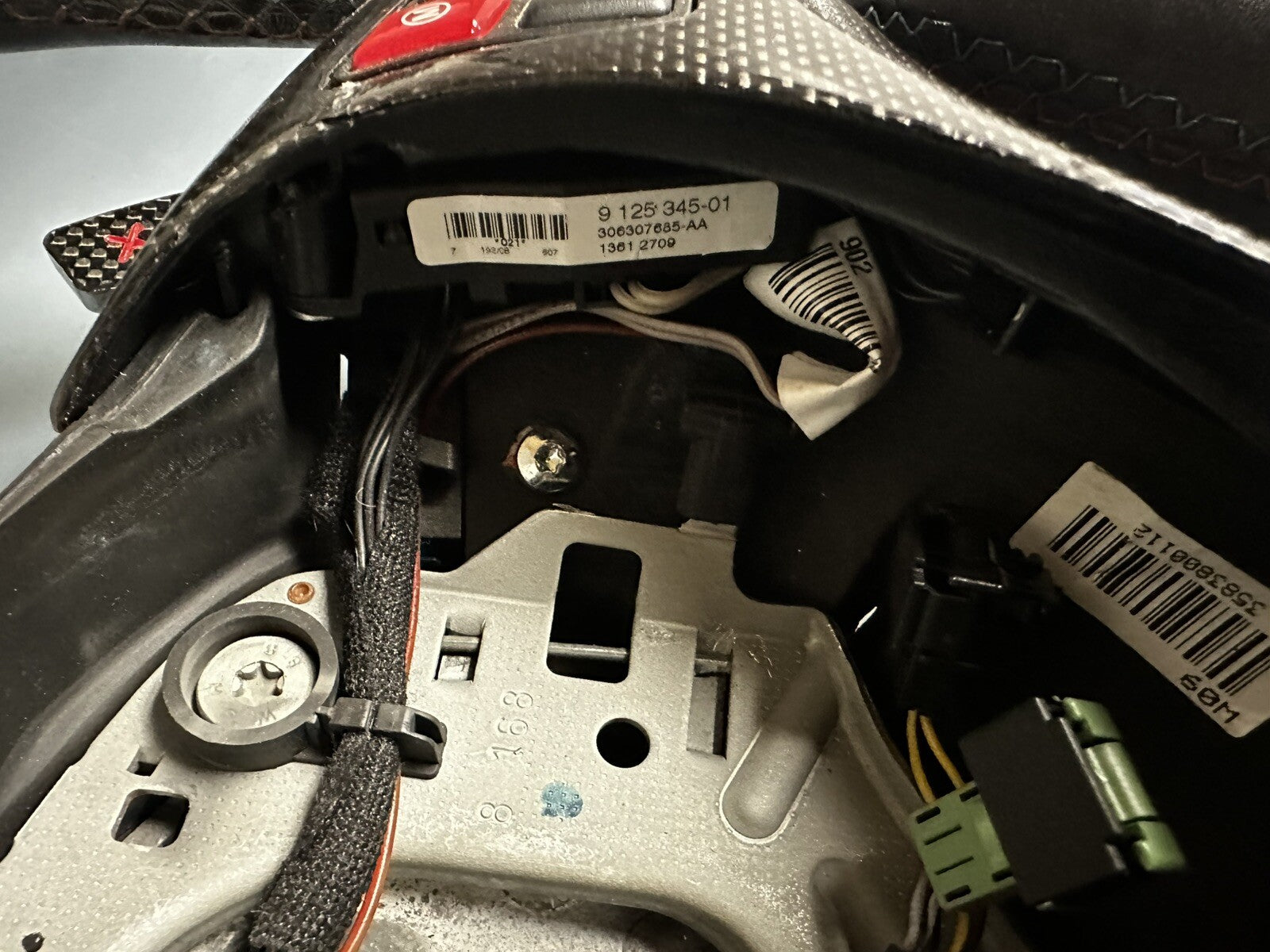 E92 BMW M3 CARBON FIBER STEERING WHEEL W PADDLES
