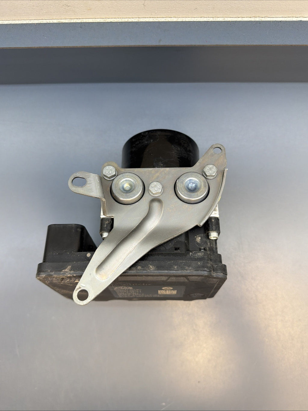 BMW 1 Series E82 E88 135i ABS Control Unit Pump DSC 3452 6790147 3451 6790146