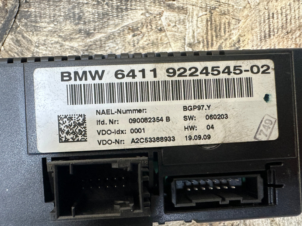 BMW 04-13 E81 E90 E84 1 3 SERIES X1 DIGITAL AC/HEATER CONTROL PANEL 9224545