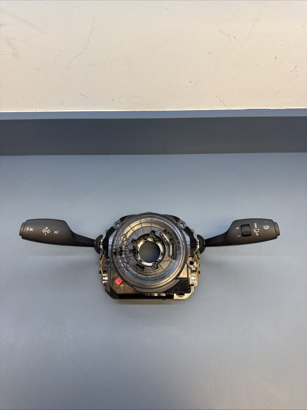 11-16 BMW F10 528i 535i 550 Steering Column Control Switch Clock spring 9297778