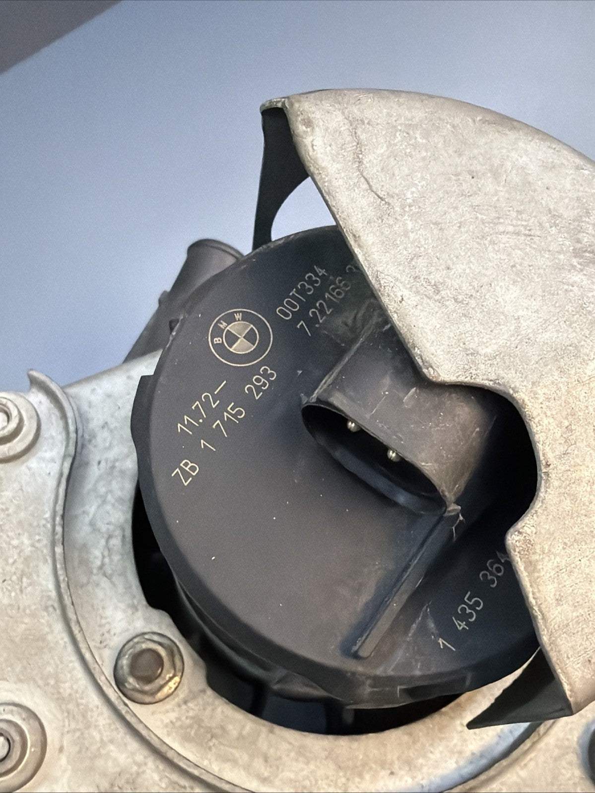 BMW E46 Secondary Air Pump Injection Smog Pump 1715293 99-03 323 325 328 330 M3