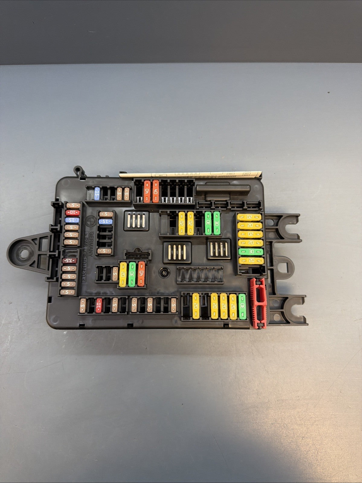 2013 - 2016 BMW F30 F32 F34 F36 F80 F82 M3 M4 REAR FUSE RELAY BOX MODULE 9337880