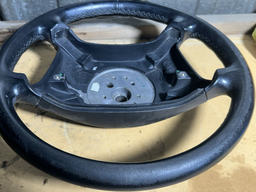 99-06 BMW OEM 330XI STEERING WHEEL W/O CONTROL SWITCHES LEATHER BLACK 6753947