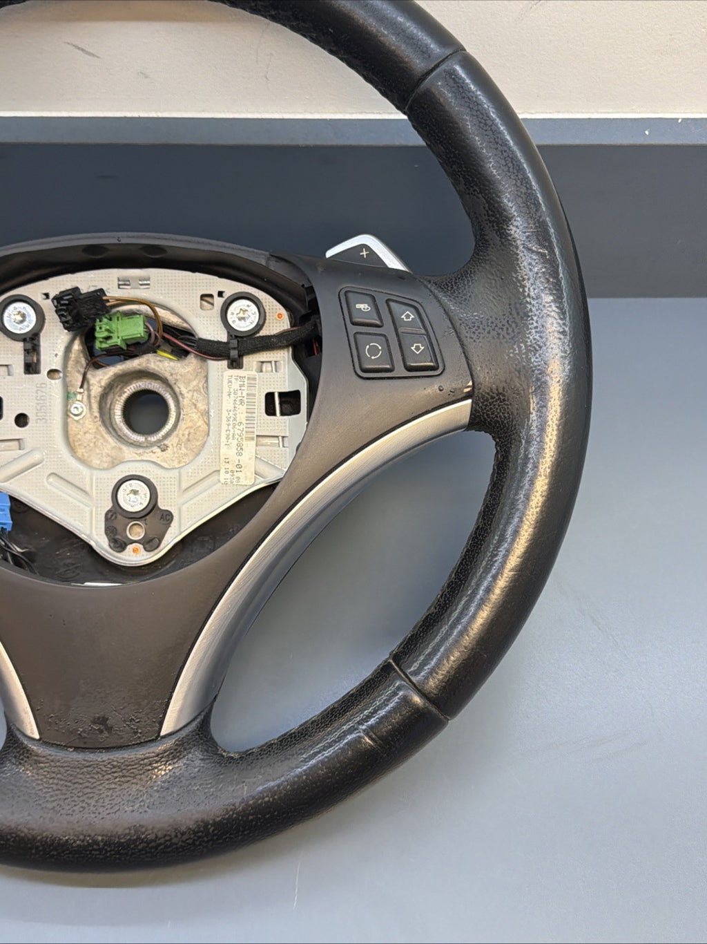 BMW 06-11 E90 3 SERIES BLACK LEATHER SPORT STEERING WHEEL W PADDLES OEM 6795858