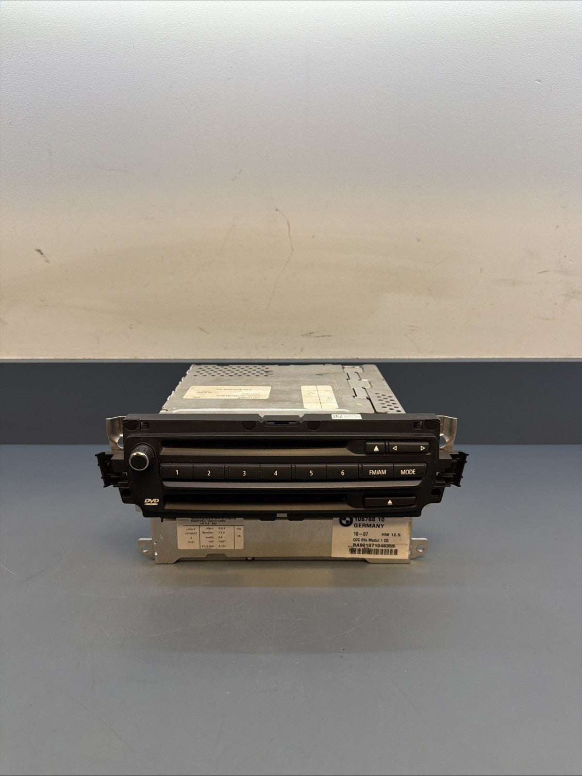 BMW 2006-2009 E90 3 SERIES NAVIGATION CD RADIO PLAYER OEM 9170722 CCC