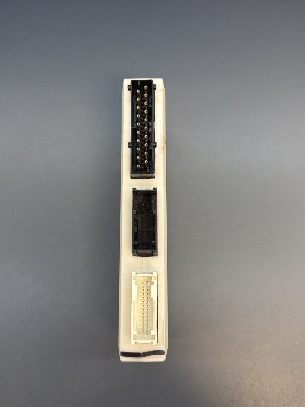 99-03 BMW E38 E39 540i 525i 530i BODY CONTROL MODULE GM III BCM 6135 6920820