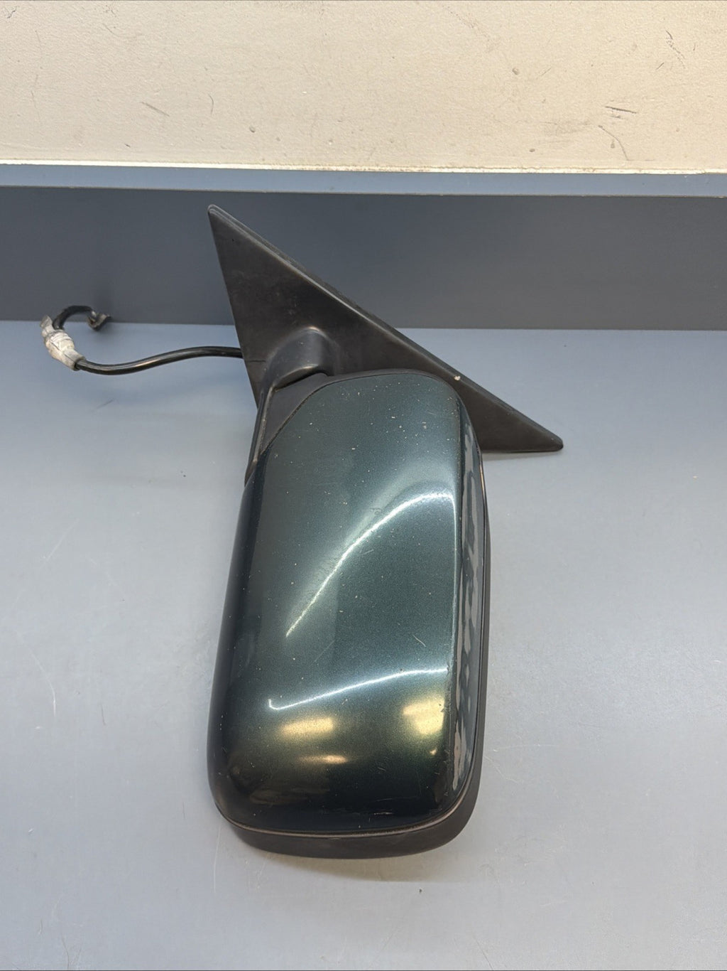BMW 1995 E34 530i   Left Driver side  Door Mirror 0117351  GREEN