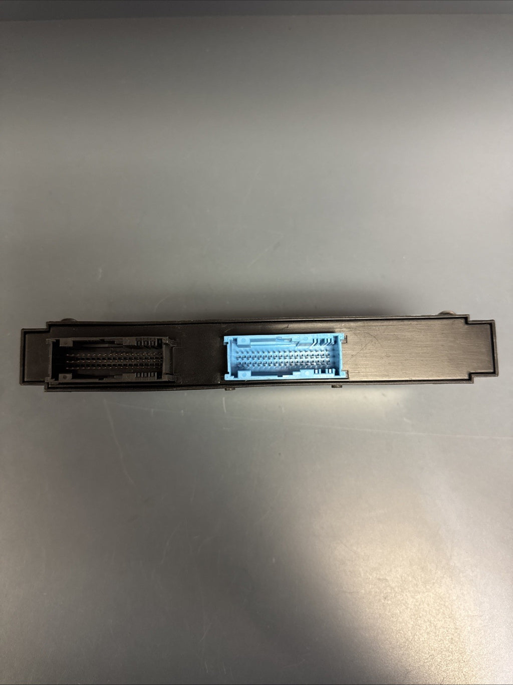 BMW E90 E91 E92 Body Control Module 6983302 OEM 06-13 325 328 330 335 M3