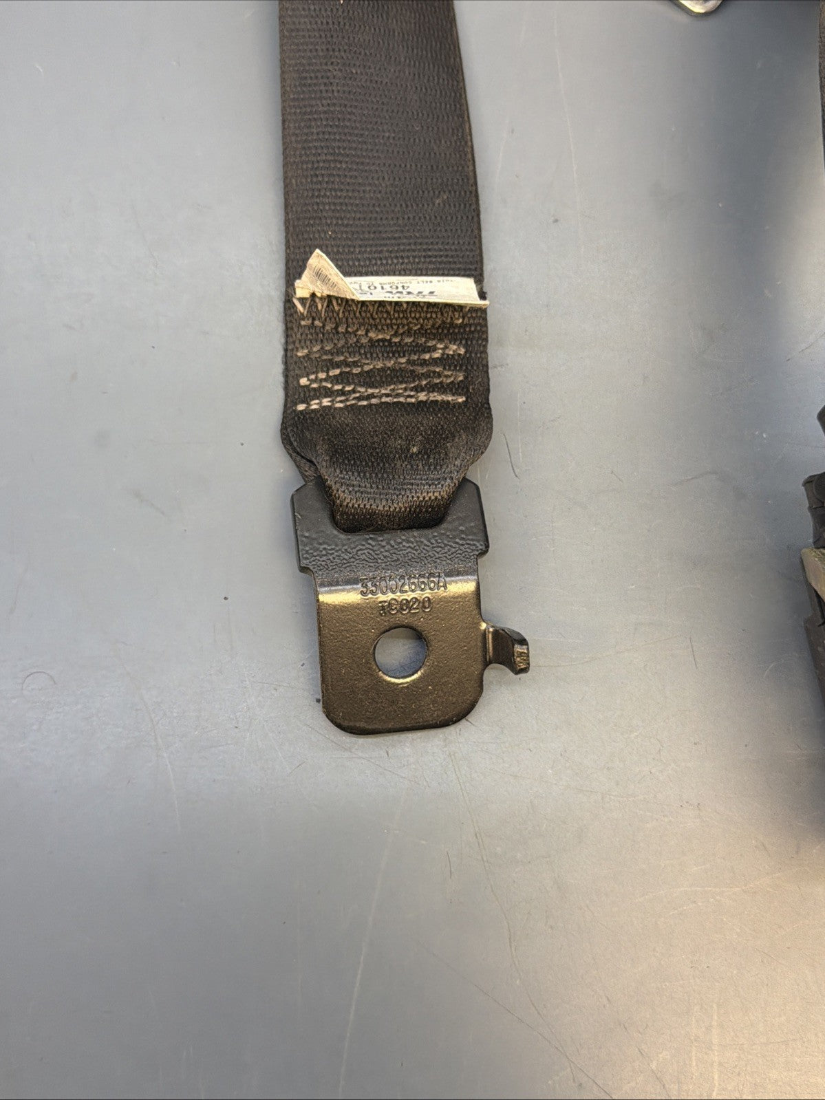OEM LEFT FRONT SEAT BELT RETRACTOR FOR 2000 2001 2002-2006 BMW E53 X5 00043594