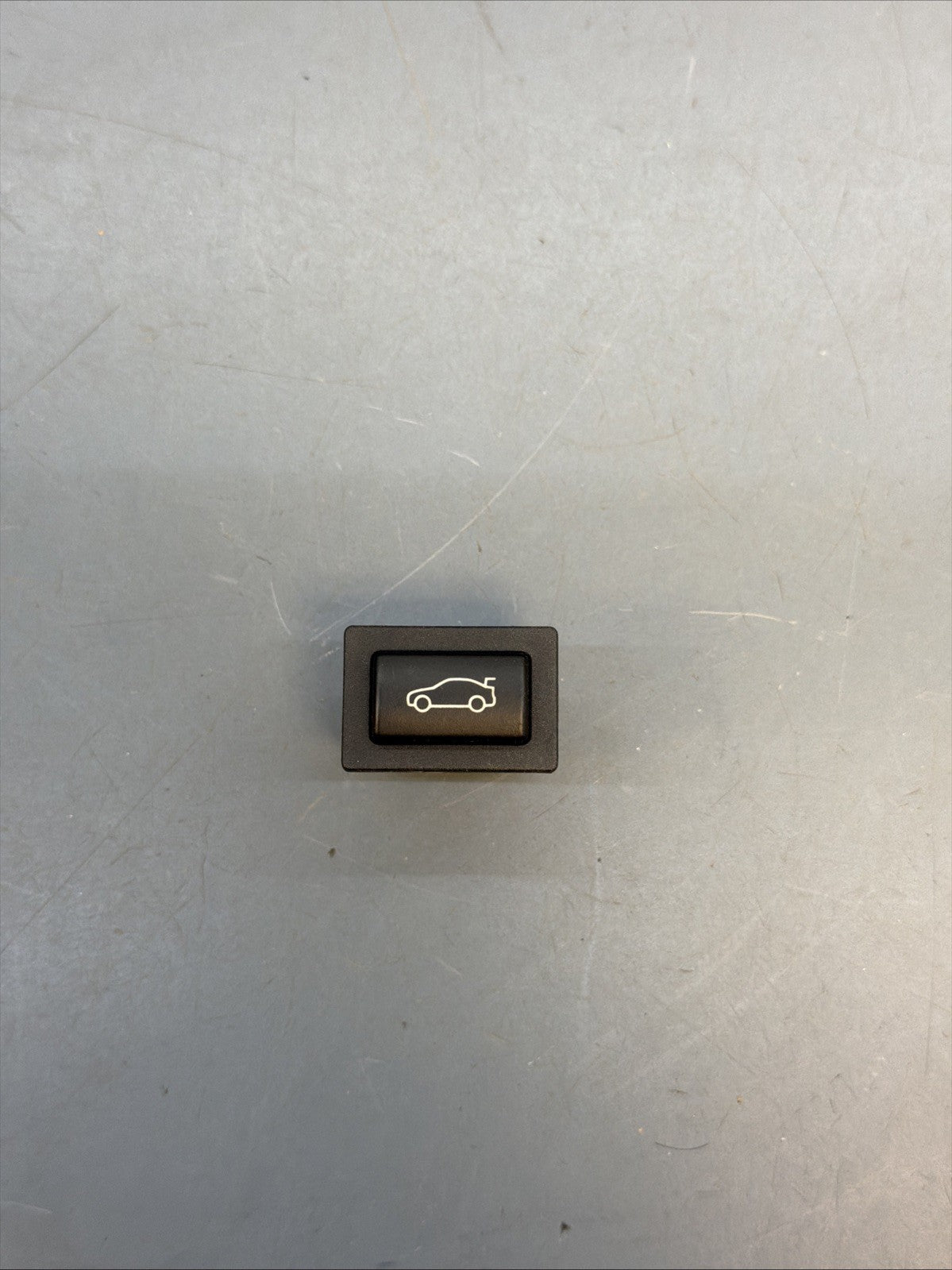 BMW 03-19 1/2/3/4/5/6/7 SERIES i3 X1 X3 Z4 TRUNK UNLOCKING SWITCH OEM 9200316