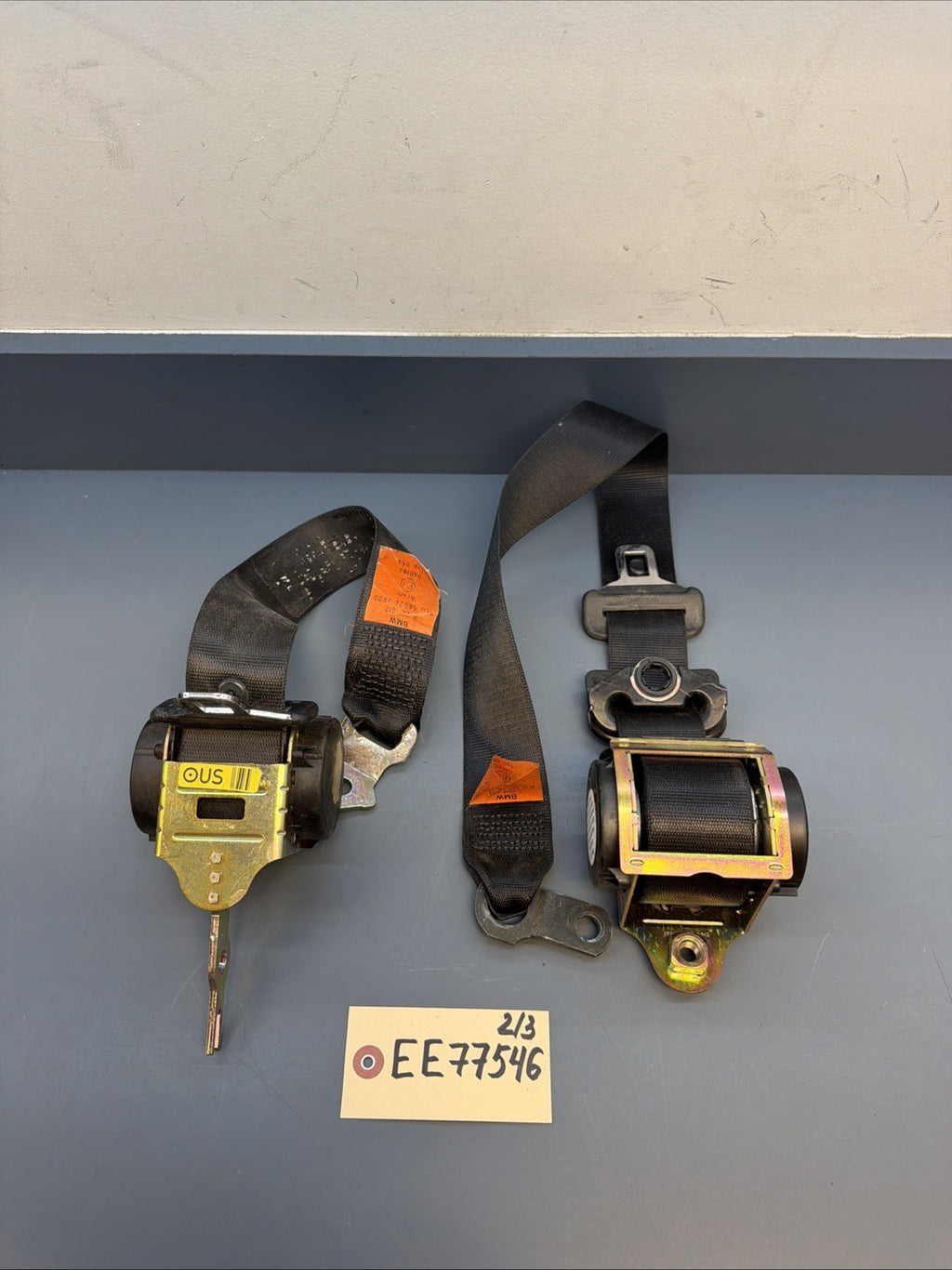 BMW E46 SEDAN Rear Left and Right Seat Belt Retractor Set 8201017