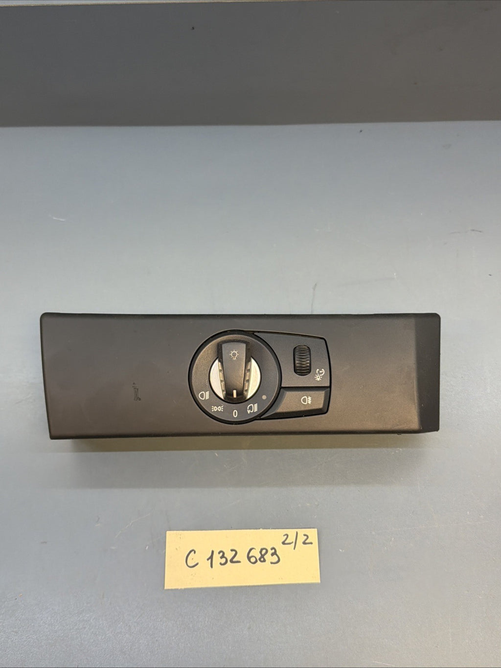 BMW 2007-2010 E60 5 SERIES HEADLIGHT CONTROL SWITCH+BLACK TRIM OEM 9135574