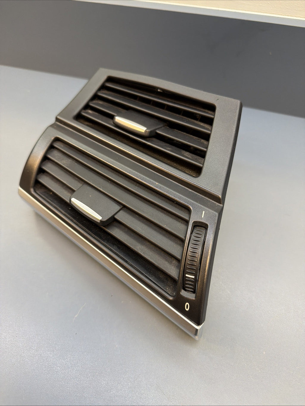 07-13 BMW E70 E71 X5 X6 Dash Air Vent Grille Left Driver Side Unit 7161803 OEM