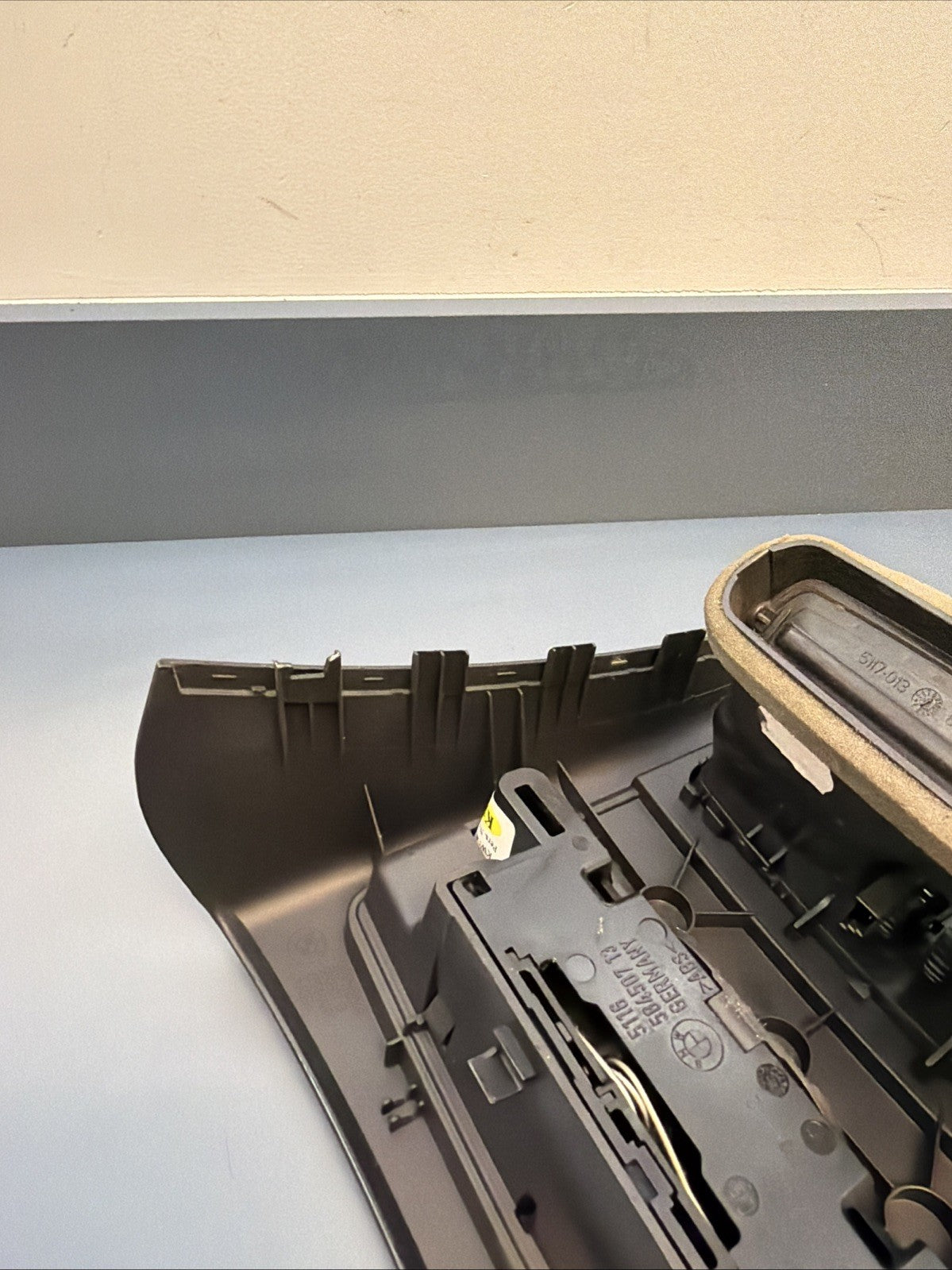 BMW 3 Series E90 E91 Covering Rear Trim Centre Console Black 7118049