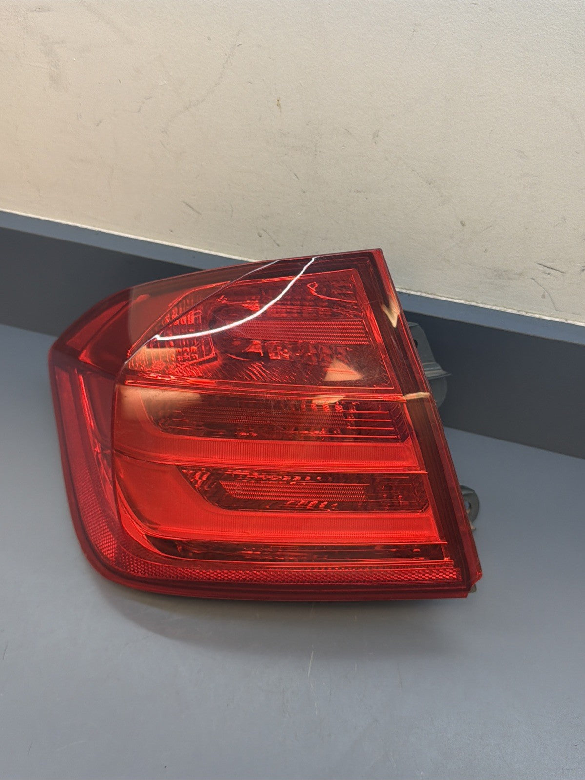2012 - 2015 BMW F30 320i 328i 335i Rear Left Driver Tail Light Outer OEM 7259895