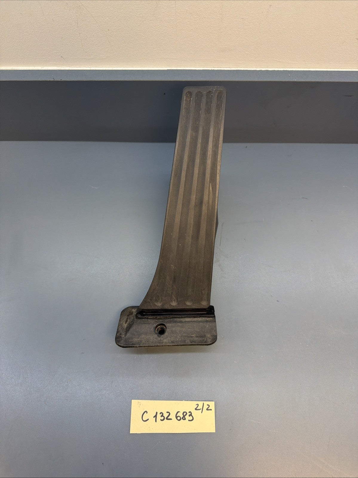 08-10 BMW E60 E61 528i 535i GAS PEDAL ACCELERATOR OEM 6788632