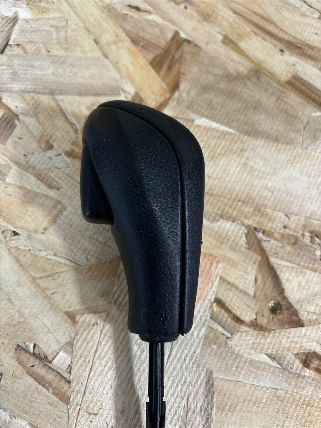 2007-2013 BMW 328i XDRIVE Automatic Transmission Shift Knob 7585524 OEM