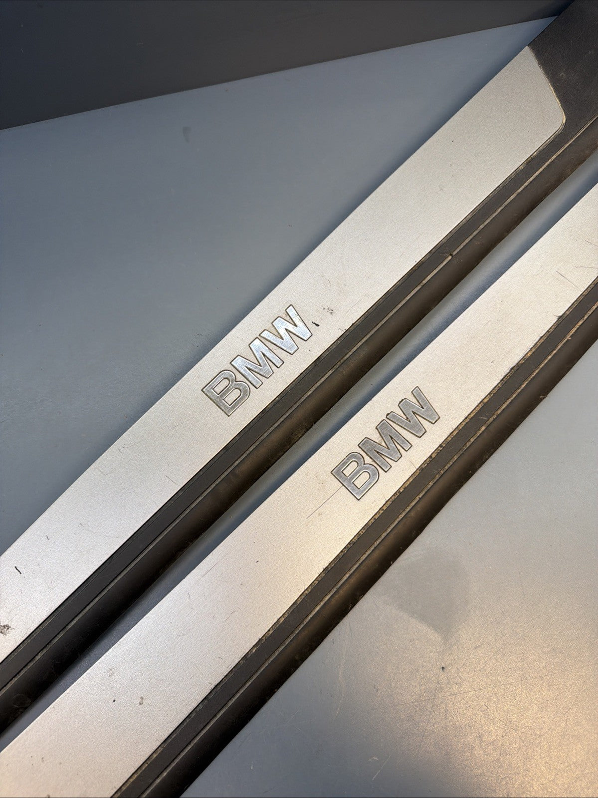 03-08 Bmw E85 Z4 Right Left Door Sill Entrance Scuff Plate Set Oem 7016654/653